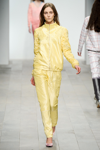 Central Saint Martins Fall 2011 Ready-to-Wear