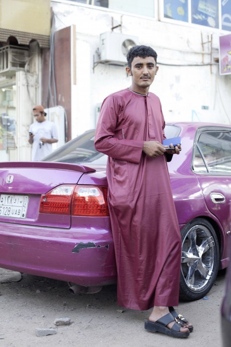 32_Wolfgang-Tillmans-Young-Man-Jeddah-a-466x700